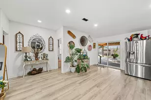 110 S 4th St, Conroe, TX 77301 - Photo 12