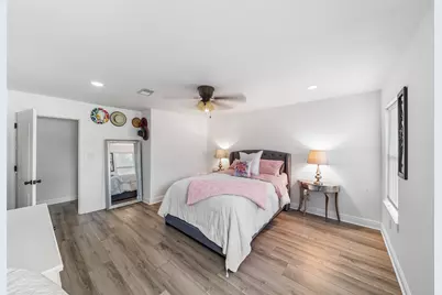 110 S 4th Street, Conroe, TX 77301 - Photo 22