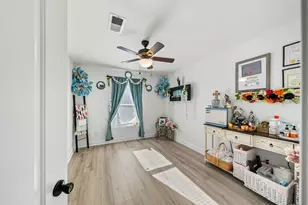 110 S 4th St, Conroe, TX 77301 - Photo 16