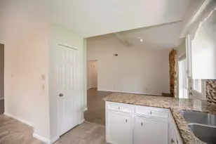 15106 Silverman St, Webster, TX 77598 - Photo 14
