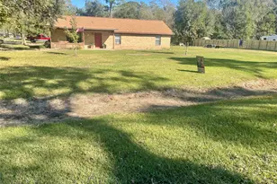 4902 Magnolia Ln, Old River Winfree, TX 77535 - Photo 1