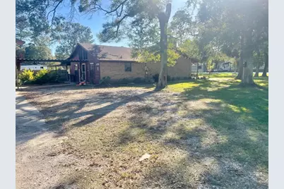 4902 Magnolia Lane, Old River Winfree, TX 77535 - Photo 4