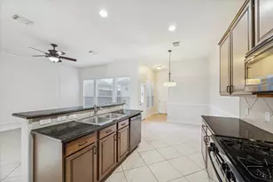 9206 Sunlight Oak Ln, Houston, TX 77070 - Photo 14