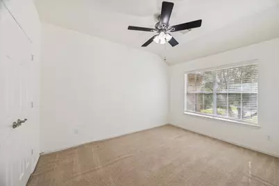 9206 Sunlight Oak Lane, Houston, TX 77070 - Photo 20