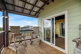 1067 County Road 307 N, Port Lavaca, TX 77979 - Photo 16