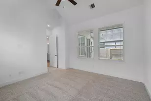 11814 Salty Bnd Dr, Mont Belvieu, TX 77523 - Photo 16