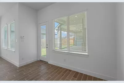 11814 Salty Bend Drive, Mont Belvieu, TX 77523 - Photo 8