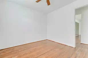 230 Bizerte St, Houston, TX 77022 - Photo 18