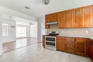 230 Bizerte St, Houston, TX 77022 - Photo 12