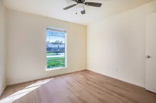 5904 Misty Meadow St, League City, TX 77573 - Photo 8