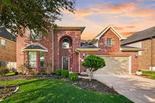 6638 Miller Shadow Ln, Sugar Land, TX 77479 - Photo 1