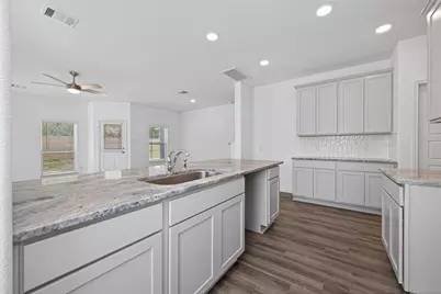 12371 Sunset Canyon Way, Willis, TX 77318 - Photo 6
