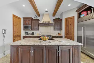 2370 Bolsover St, Houston, TX 77005 - Photo 14