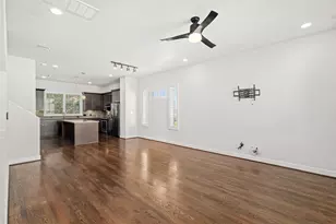 312 Eado Park Cir, Houston, TX 77020 - Photo 10