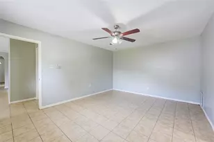 11707 Triola Ln, Houston, TX 77072 - Photo 14