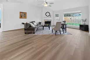 9618 Meadowchase Ct, Houston, TX 77065 - Photo 4