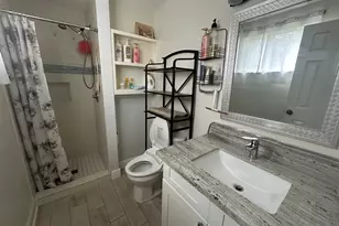 9809 Richmond Ave Unit J-12, Houston, TX 77042 - Photo 10
