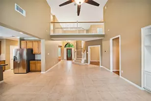 10 Dove Trace Cir, The Woodlands, TX 77382 - Photo 2