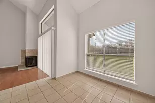 8483 Sands Point Dr, Houston, TX 77036 - Photo 4