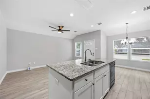 3425 Mt Pleasant St, Houston, TX 77021 - Photo 10