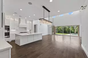 7 Rockspray Pl, Tomball, TX 77375 - Photo 10