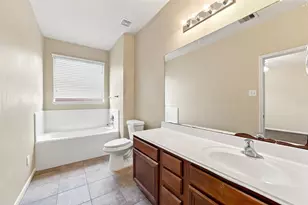 16726 Vivian Point Ln, Houston, TX 77095 - Photo 22