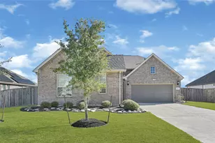 4307 Annandale Ln, Rosharon, TX 77583 - Photo 2