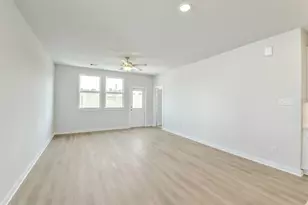 25984 Liberation Rd, Cleveland, TX 77328 - Photo 12