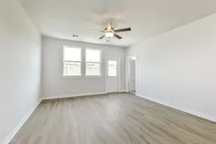 25984 Liberation Rd, Cleveland, TX 77328 - Photo 8