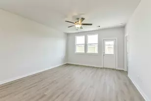 25984 Liberation Rd, Cleveland, TX 77328 - Photo 10