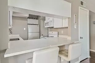 7312 Seawall Blvd, Galveston, TX 77551 - Photo 6