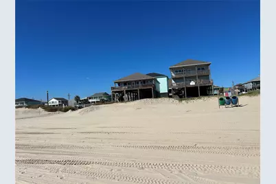 866 Bluebonnet Lane, Port Bolivar, TX 77650 - Photo 4