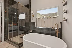 1113 W 15th 1/2 St, Houston, TX 77008 - Photo 34