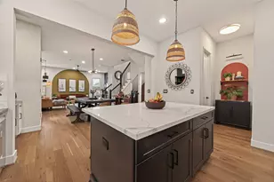 1113 W 15th 1/2 St, Houston, TX 77008 - Photo 16