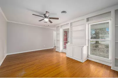 1508 N San Jacinto Street, Conroe, TX 77301 - Photo 4