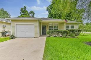 4313 38th St, Dickinson, TX 77539 - Photo 1