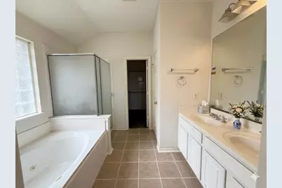 4123 Applecreek Bend Drive, Stafford, TX 77477 - Photo 6