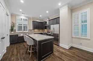 1107 W 24th St, Houston, TX 77008 - Photo 10