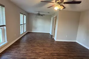 16510 Oxnard Ln, Friendswood, TX 77546 - Photo 4