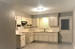 904 Ellena Rd, Houston, TX 77076 - Photo 2