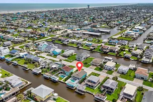 3811 Brewster Key Dr, Galveston, TX 77554 - Photo 44