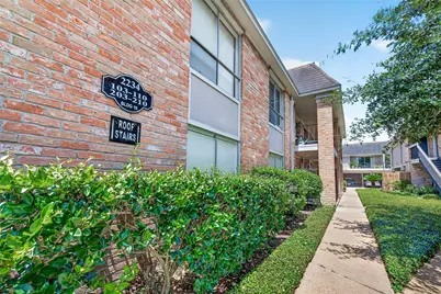 2234 S Piney Point Road #206, Houston, TX 77063 - Photo 2