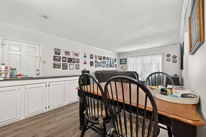 2234 S Piney Point Road #206, Houston, TX 77063 - Photo 10