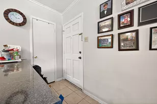 2234 S Piney Point Rd, Houston, TX 77063 - Photo 6