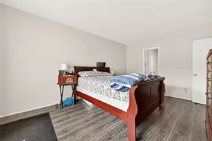 2234 S Piney Point Rd, Houston, TX 77063 - Photo 26