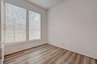 38 Tethered Vine Place, The Woodlands, TX 77382 - Photo 16