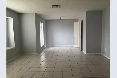 402 Oak Harbor Drive, Houston, TX 77062 - Photo 4