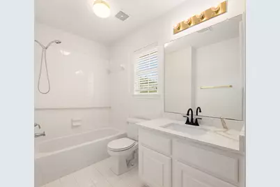 9423 Walnut Brook Court, Houston, TX 77040 - Photo 32