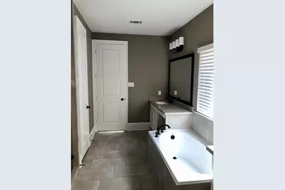 520 Pedernales Street, Webster, TX 77598 - Photo 10