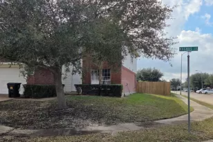 14127 Magnus Ln, Houston, TX 77083 - Photo 2